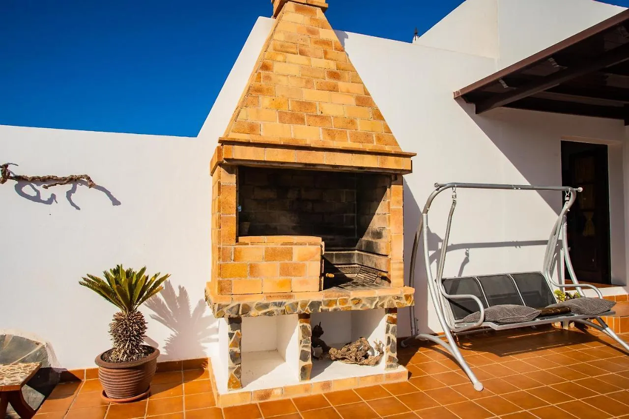 Eslanzarote Acoruma House, Super Wifi, Heated Pool Güime