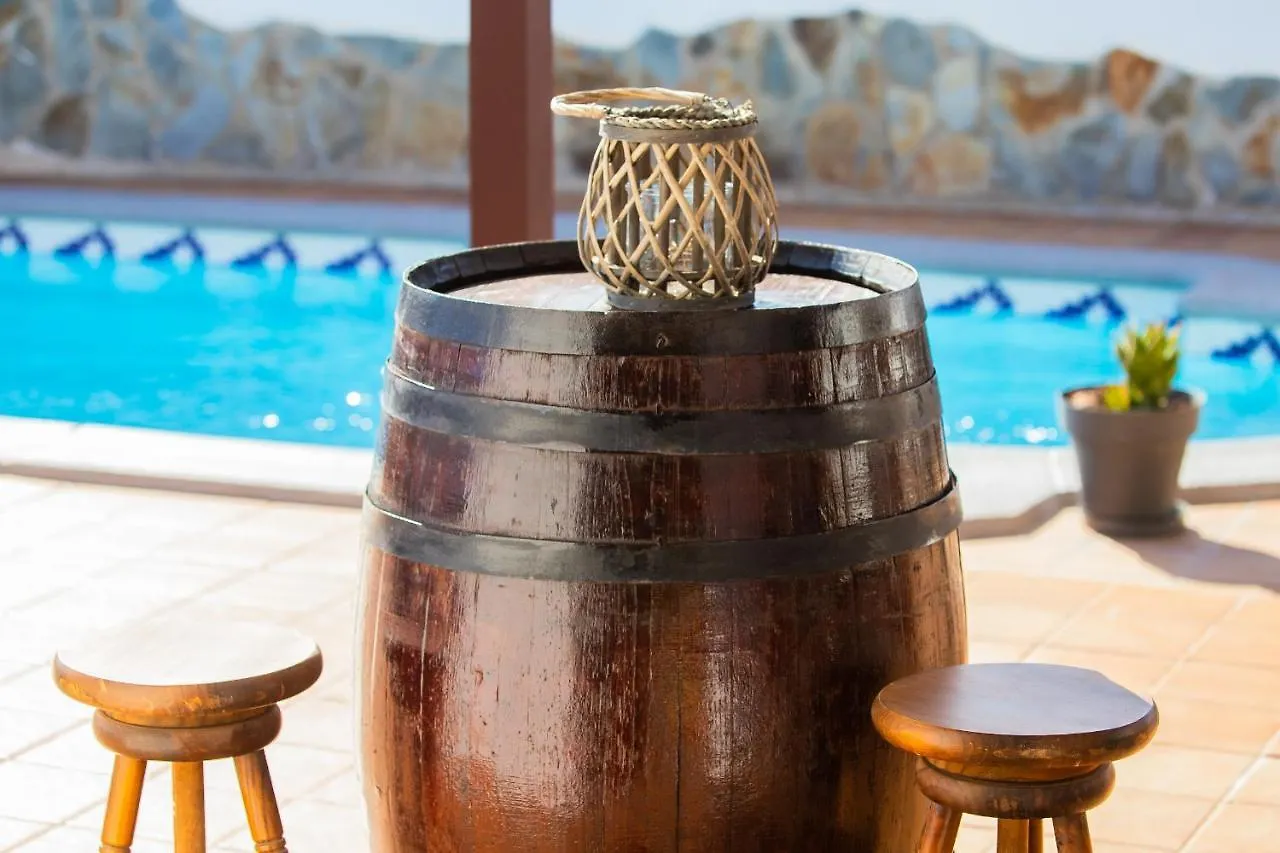 Eslanzarote Acoruma House, Super Wifi, Heated Pool Güime 0*,  Spanien