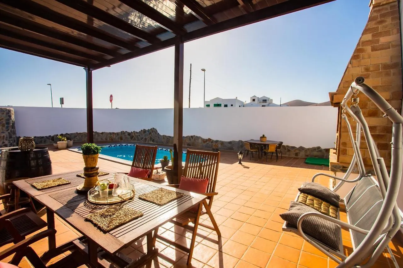 Eslanzarote Acoruma House, Super Wifi, Heated Pool Güime 0*,