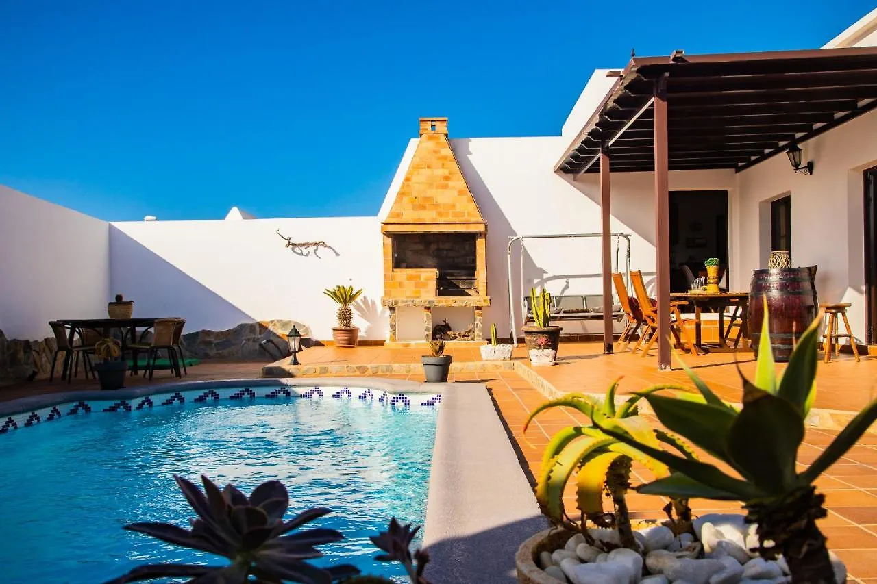 Eslanzarote Acoruma House, Super Wifi, Heated Pool Güime